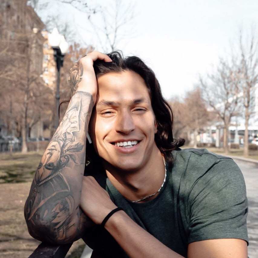 Слава Петренко